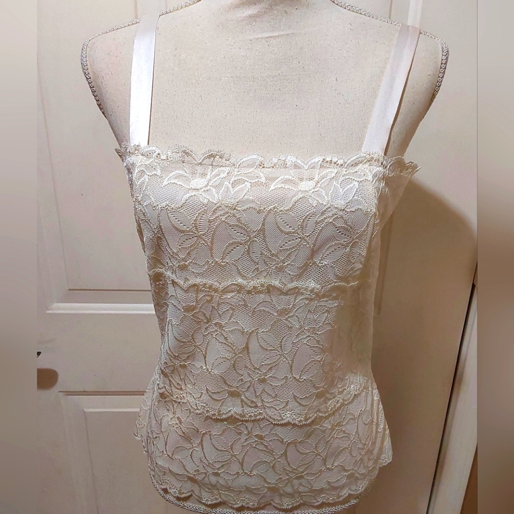 🌺 NWT Coldwater Creek Fully Lined Lace Cami